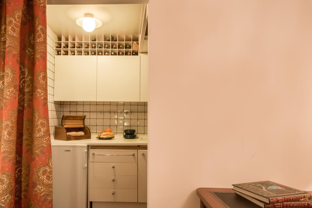 Lungarno Ponte Vecchio Apartment Флоренция Стая снимка